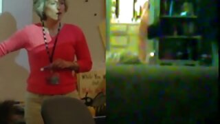 उष्ण आणि मादक श्यामला लिसा Lipps तिला अविश्वसनीय प्रचंड खरबूज दाखवते, तिचे मुंडण गुलाबी स्नॅच खाल्ले आणि हार्ड fucked.
